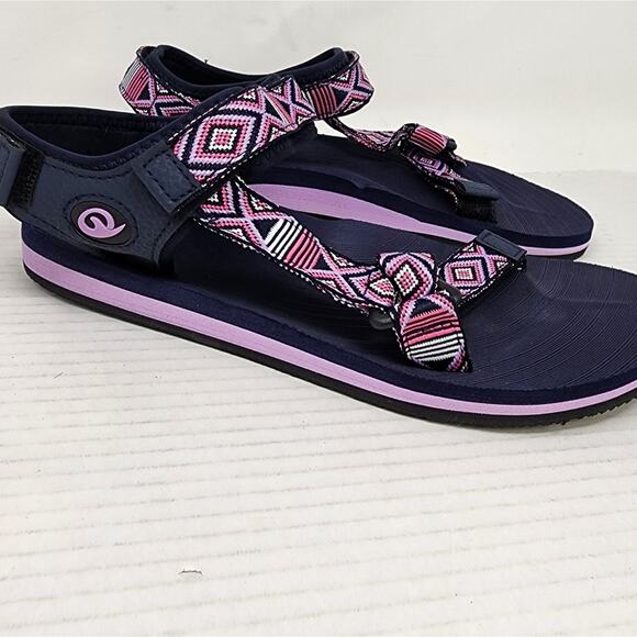 Purple & Black New Beach Sandals Adjustable Straps and Comfortable Size 8 - Picture 10 of 10